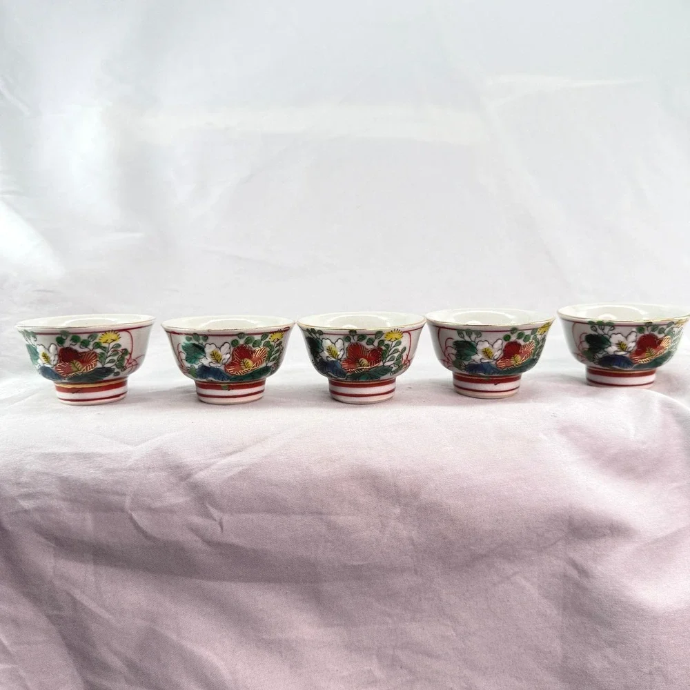 Japanese Tea/Sake Cups Set of 5 Floral Geometric Porcelain Hand Painted Gold